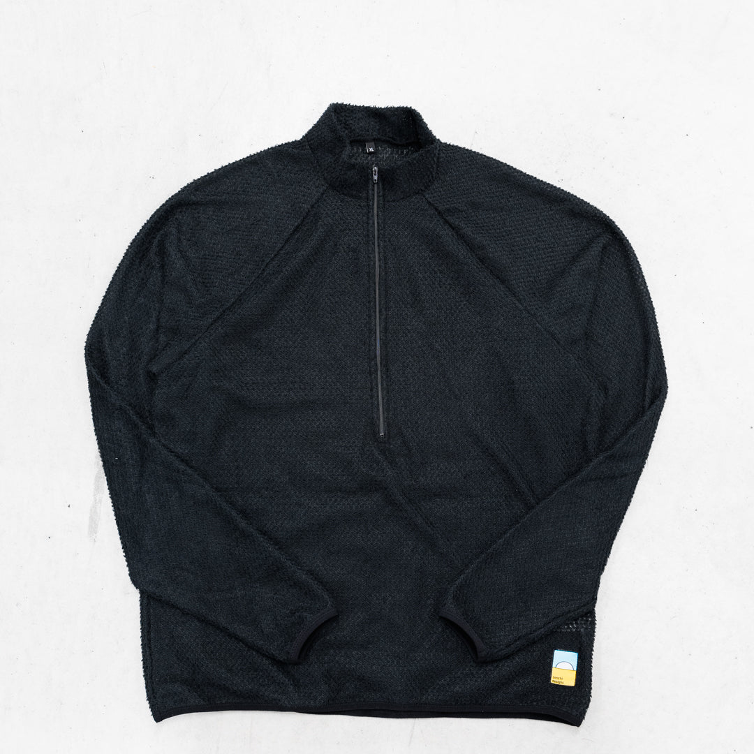 Senchi Designs / 'LARK' ALPHA 90 CREWNECK W HALF ZIP