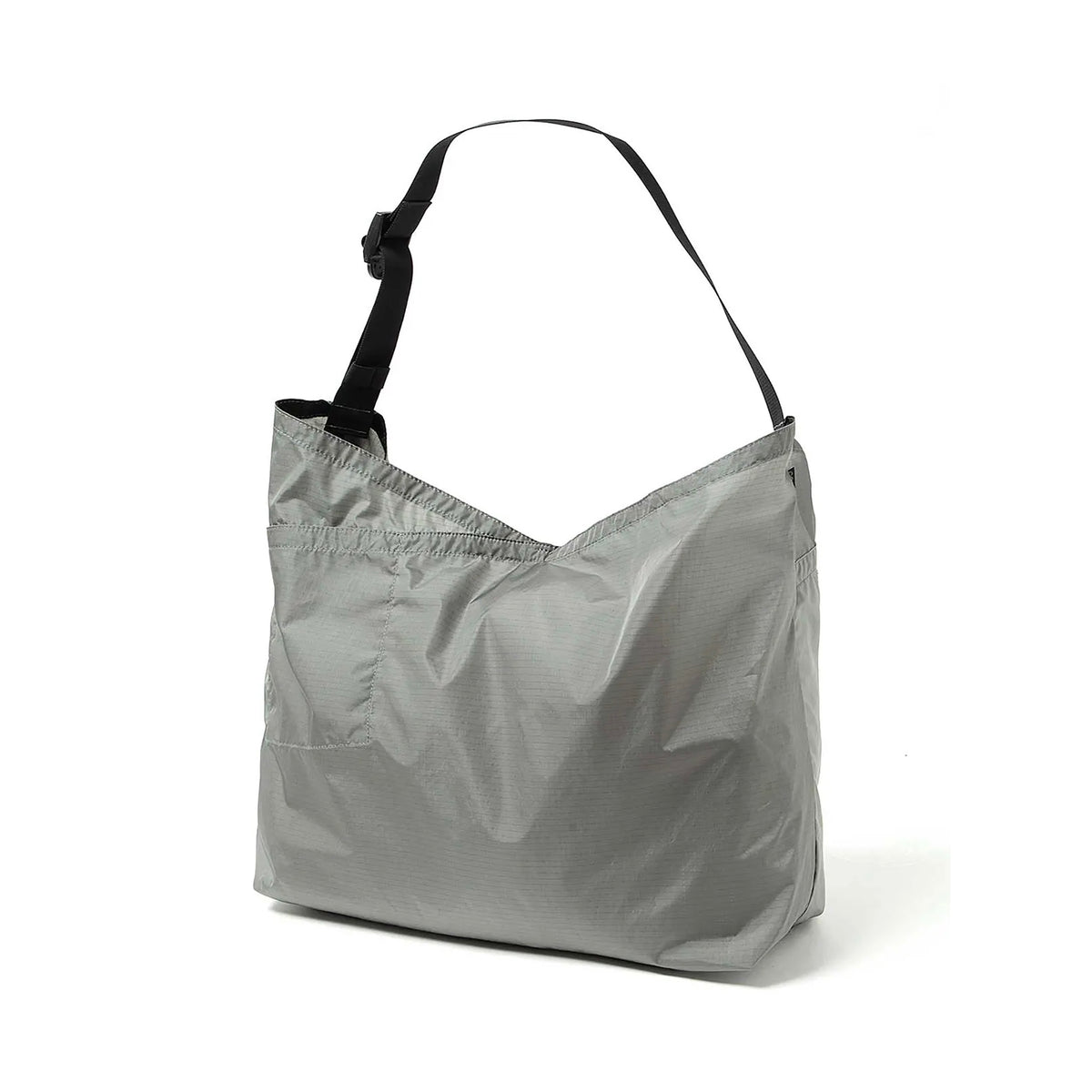 AZUMA SHOULDER BAG L NYLON RIPSTOP/HOBO（ホーボー）/THE GROUND