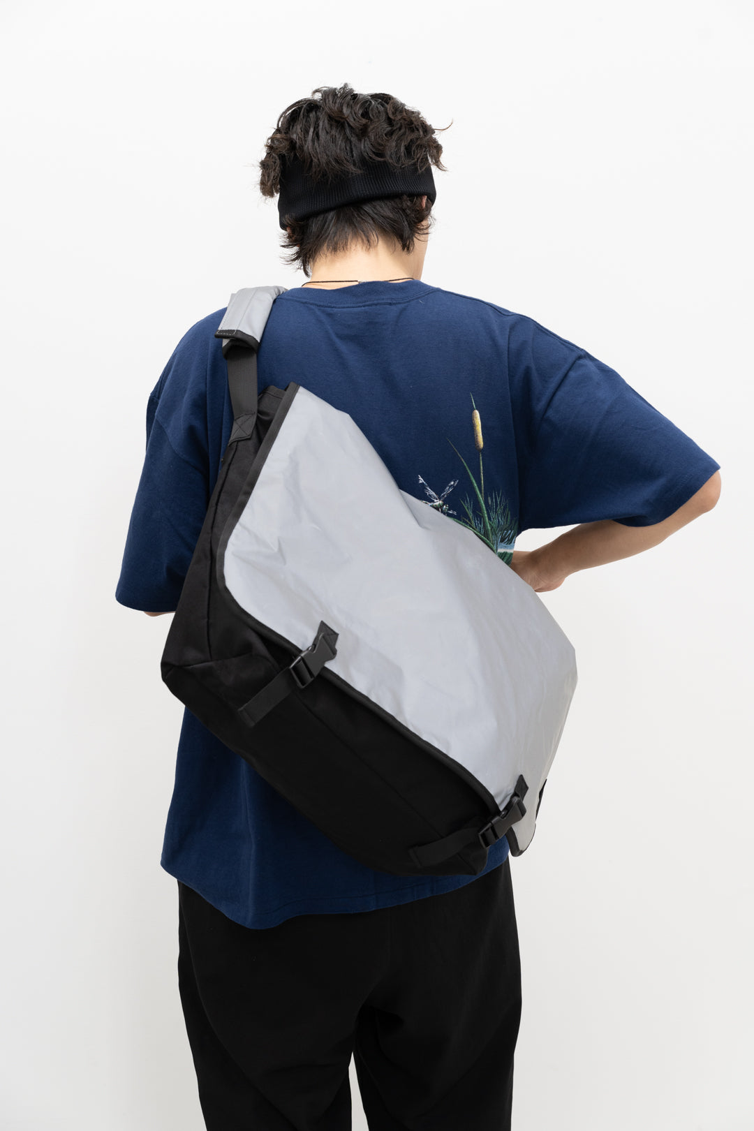 PACKING / REFLECTIVE MESSENGER | THE GROUND depot