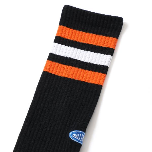 LINE SOCKS [2 COLORS]