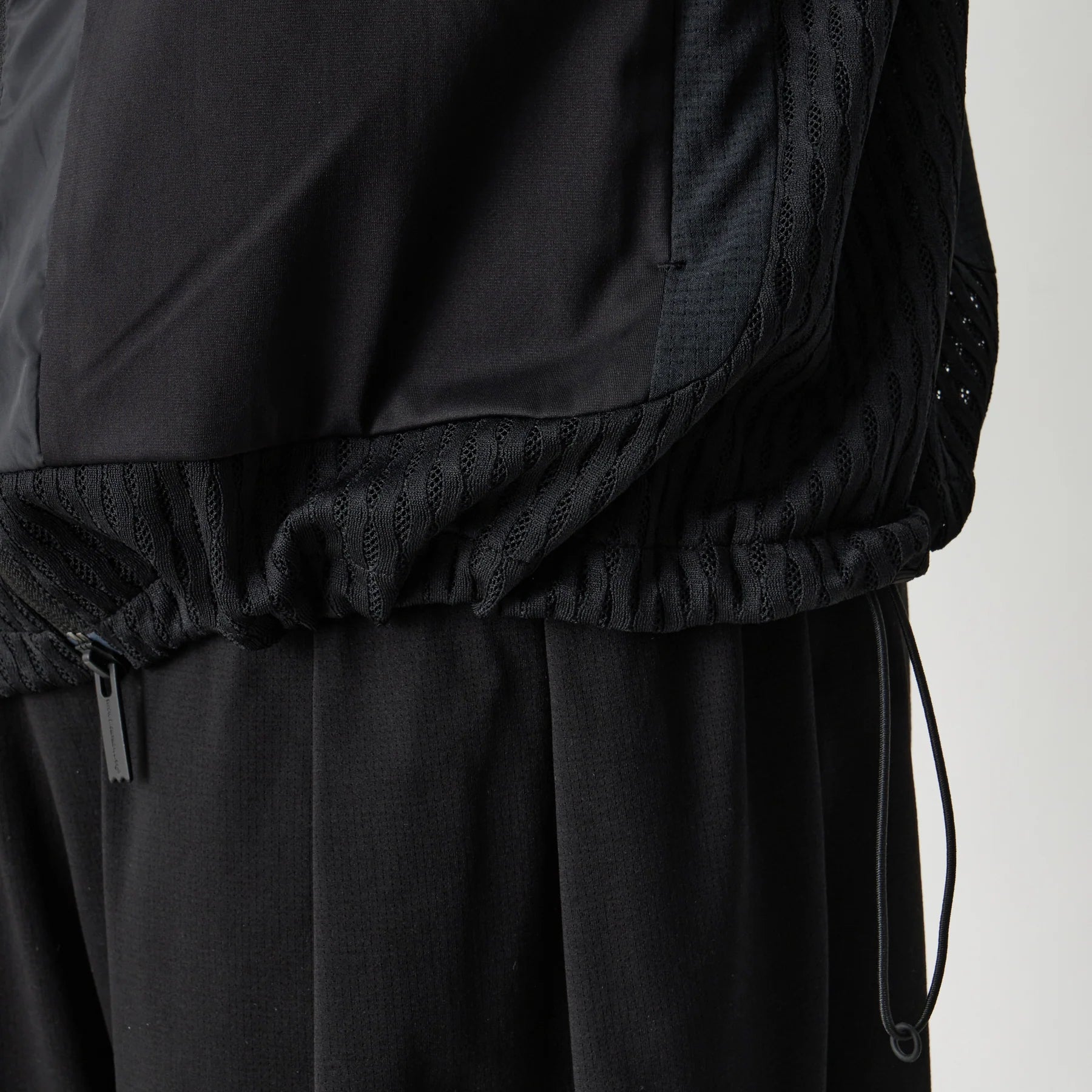 ZIP UP HOODIE