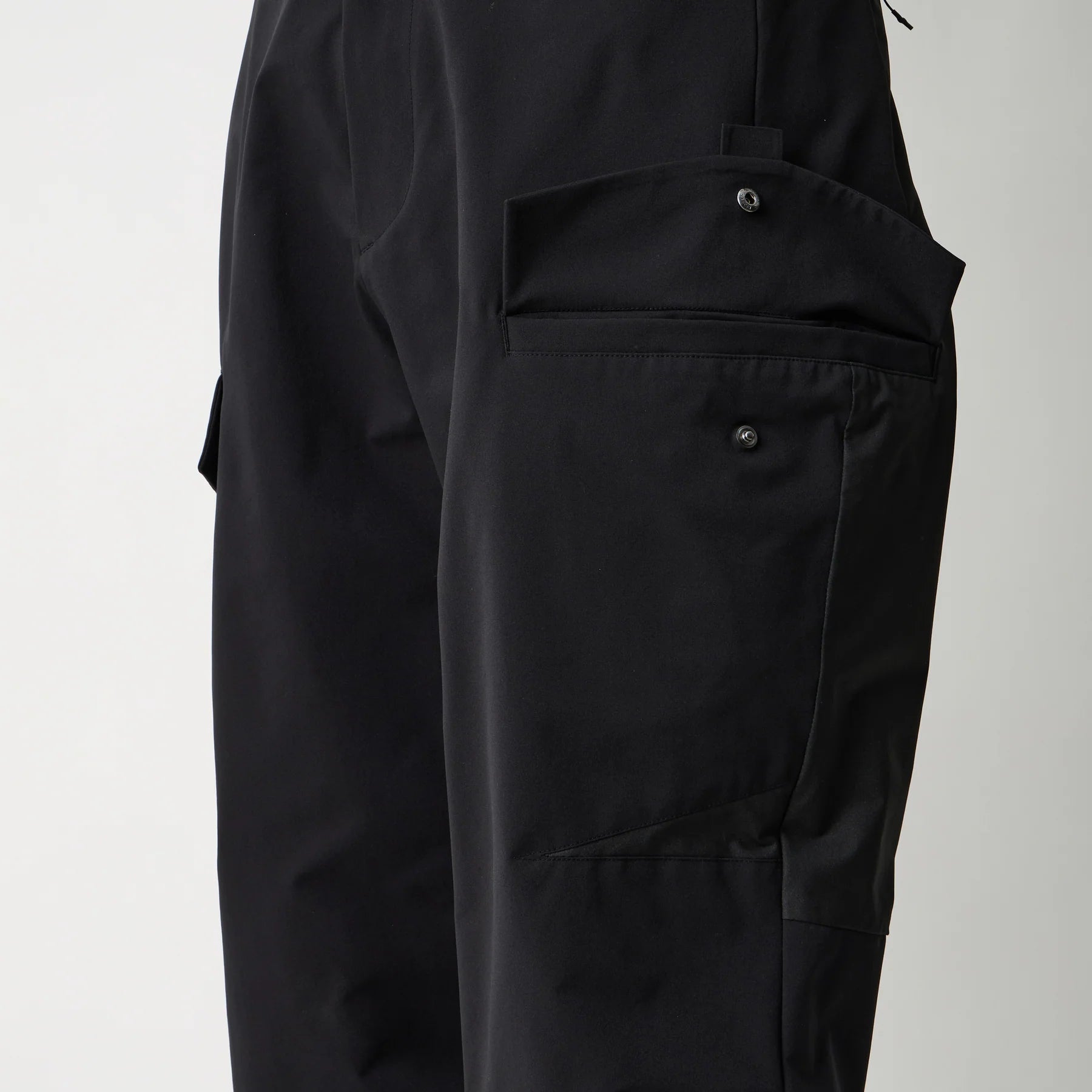 TAPERED PANTS