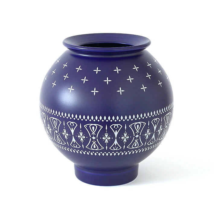 FLOWER VASE