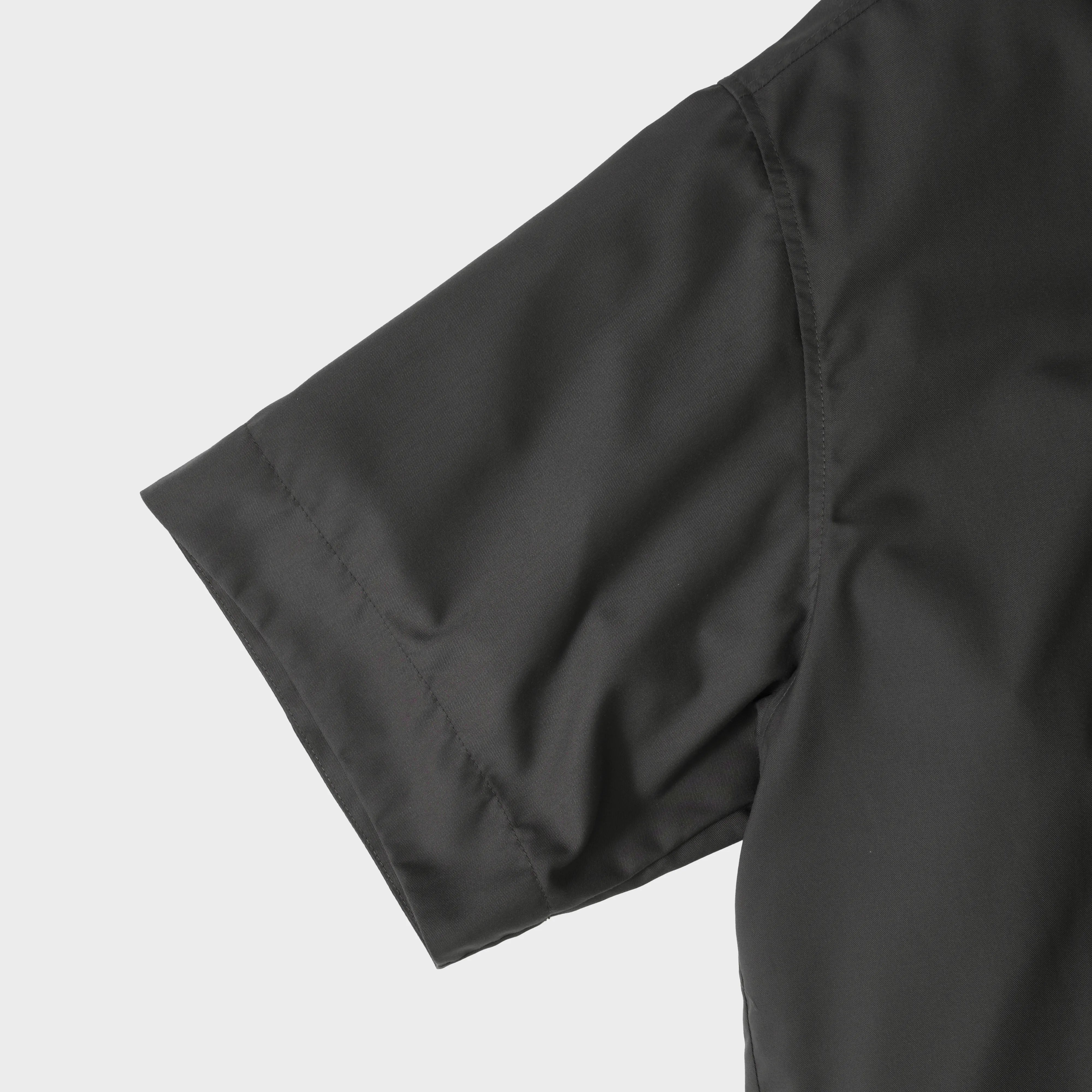 MONOLITH HALF SLEEVE SHIRT