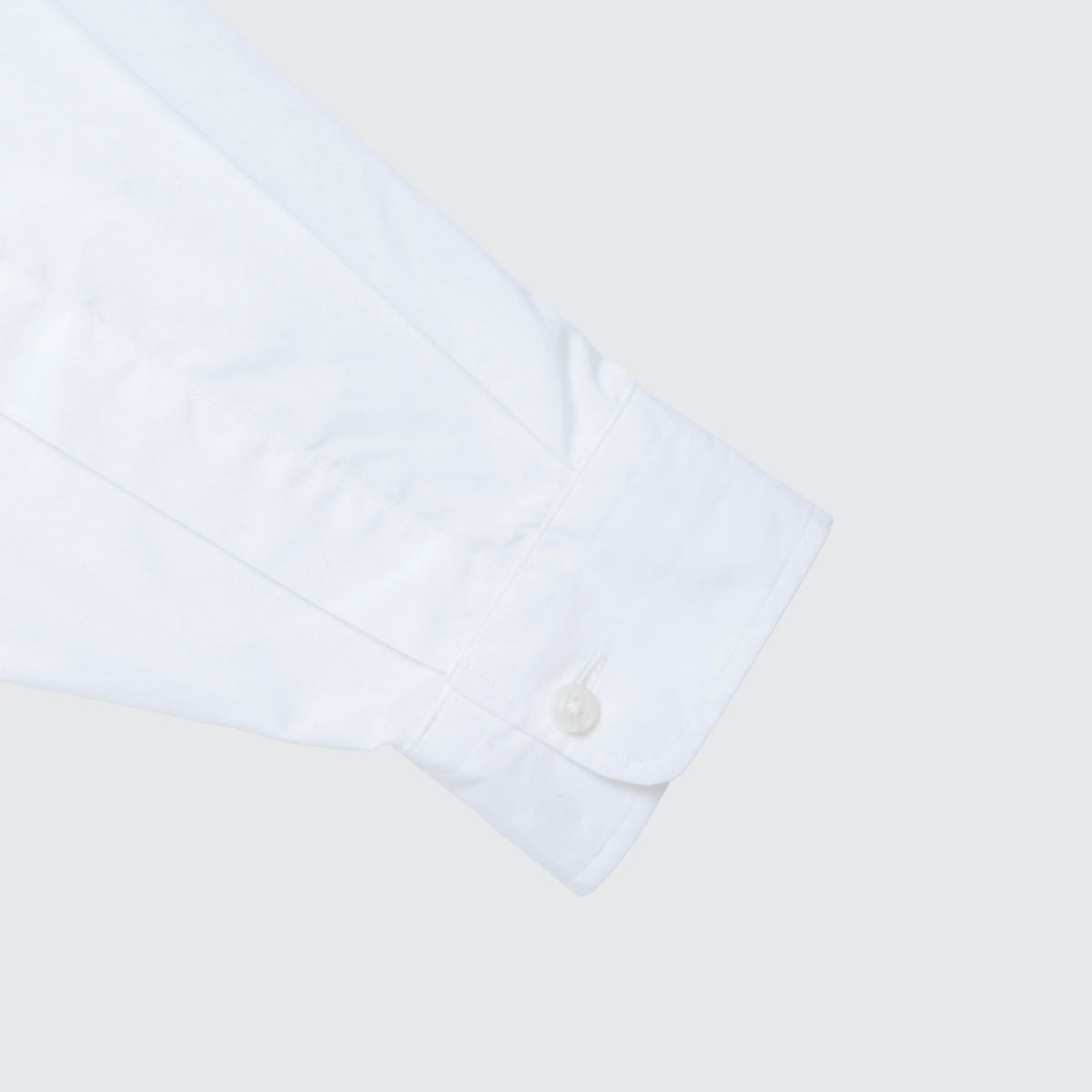 THE DEFINITIVE ESSENTIAL SHIRT [2COLERS]