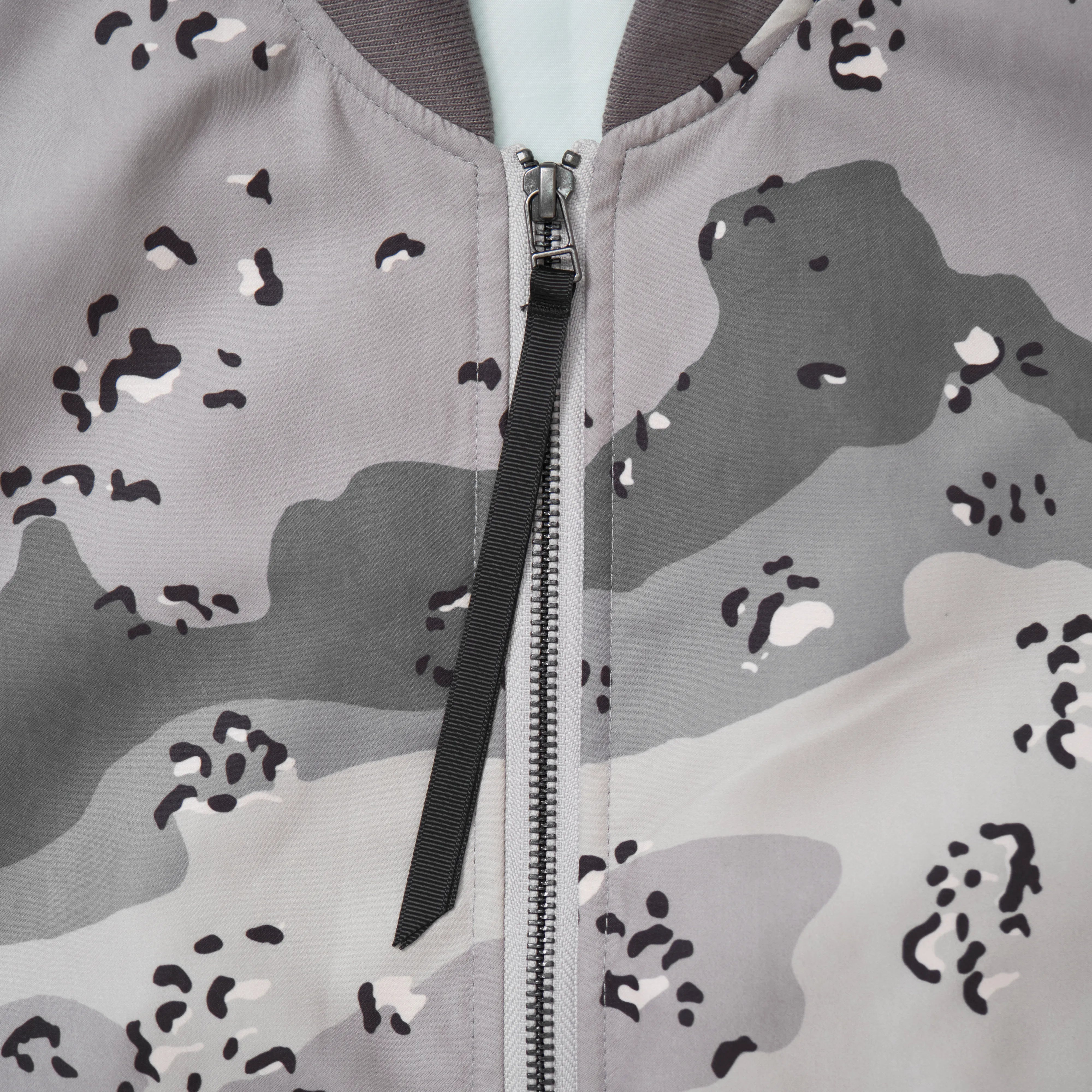 NEO BOMBER JACKET