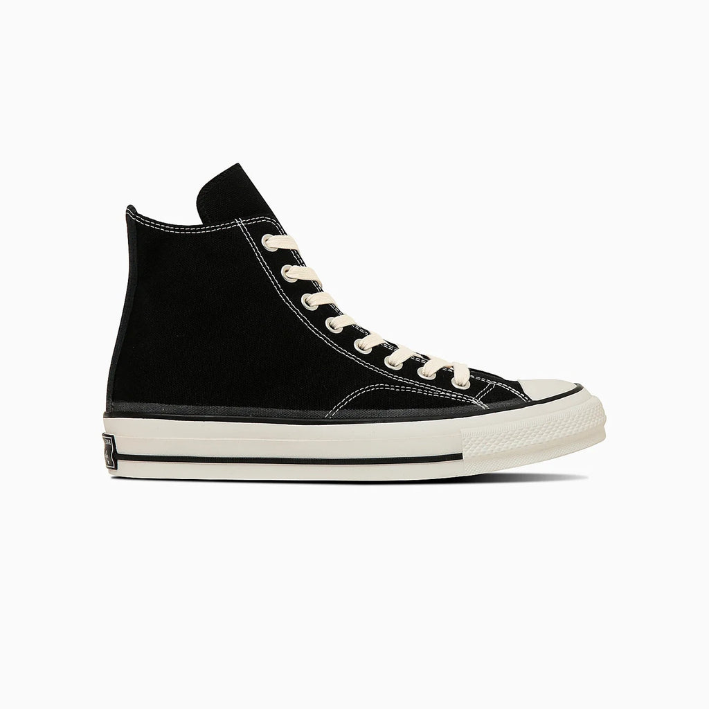 CHUCK TAYLOR CANVAS HI