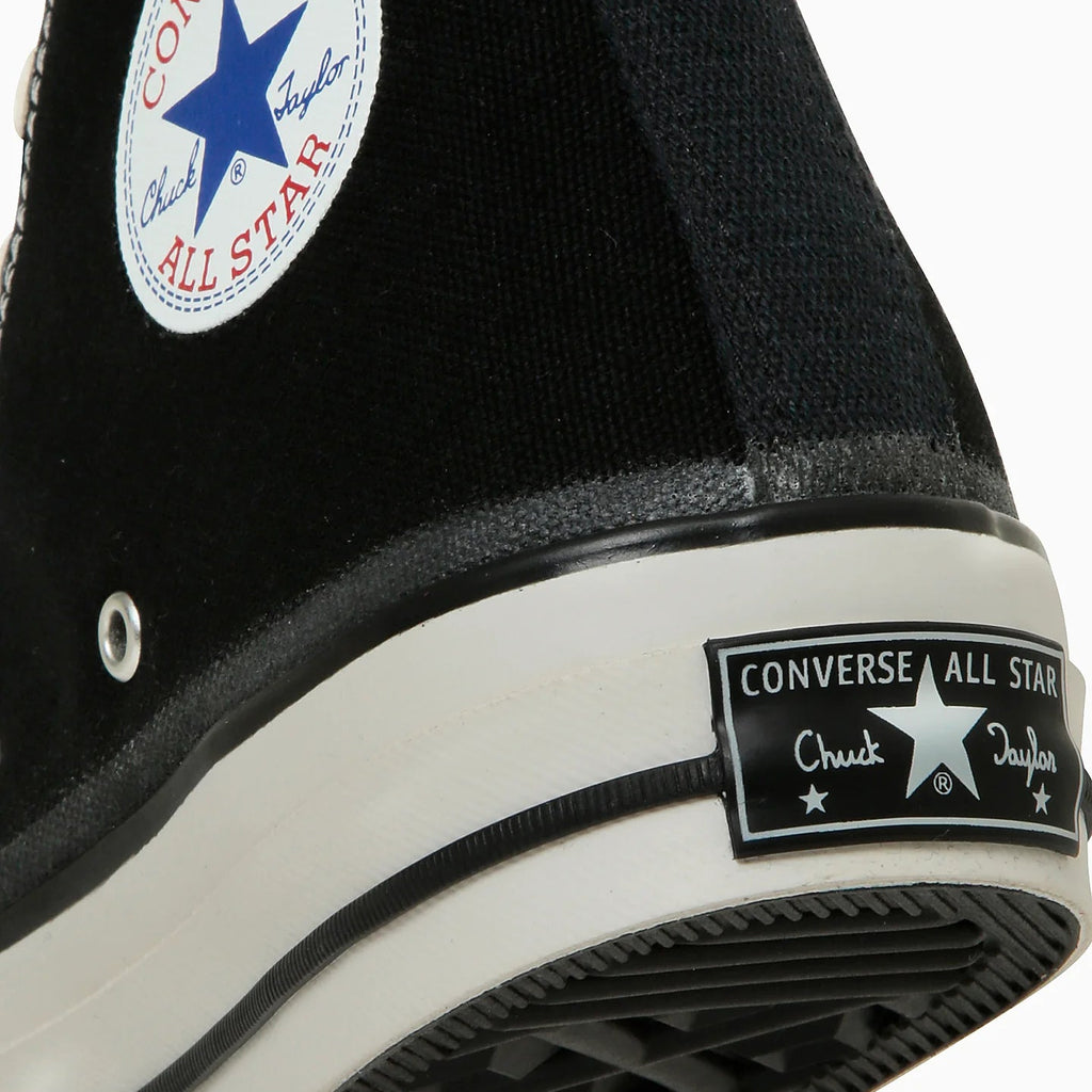 CHUCK TAYLOR CANVAS HI