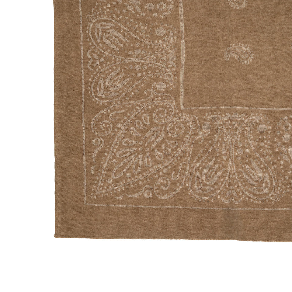 REVERSIBLE KNIT BANDANA STOLE