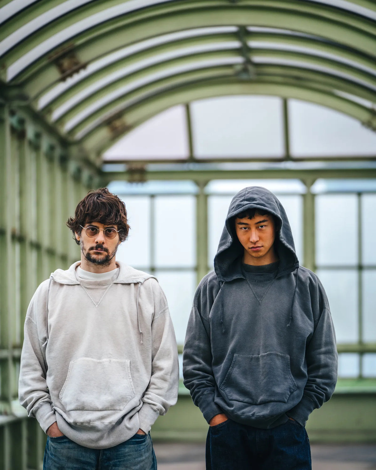 SM-HR1-0000-C54/BB_AFTER HOODED HOODIE/V/BLK