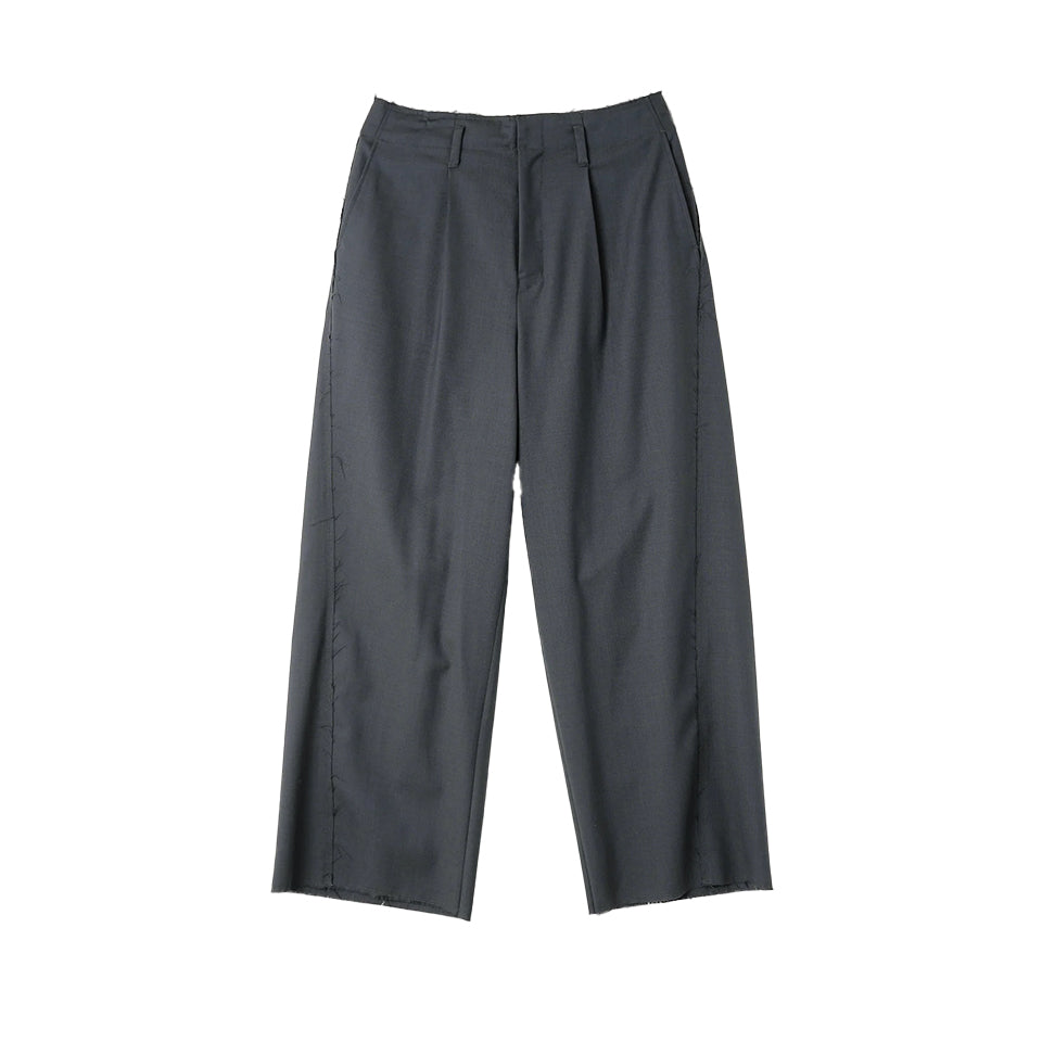 WOOL CALM SKIN SHIFTED SEAM ONE TUCK TROUSERS : TELE CUT