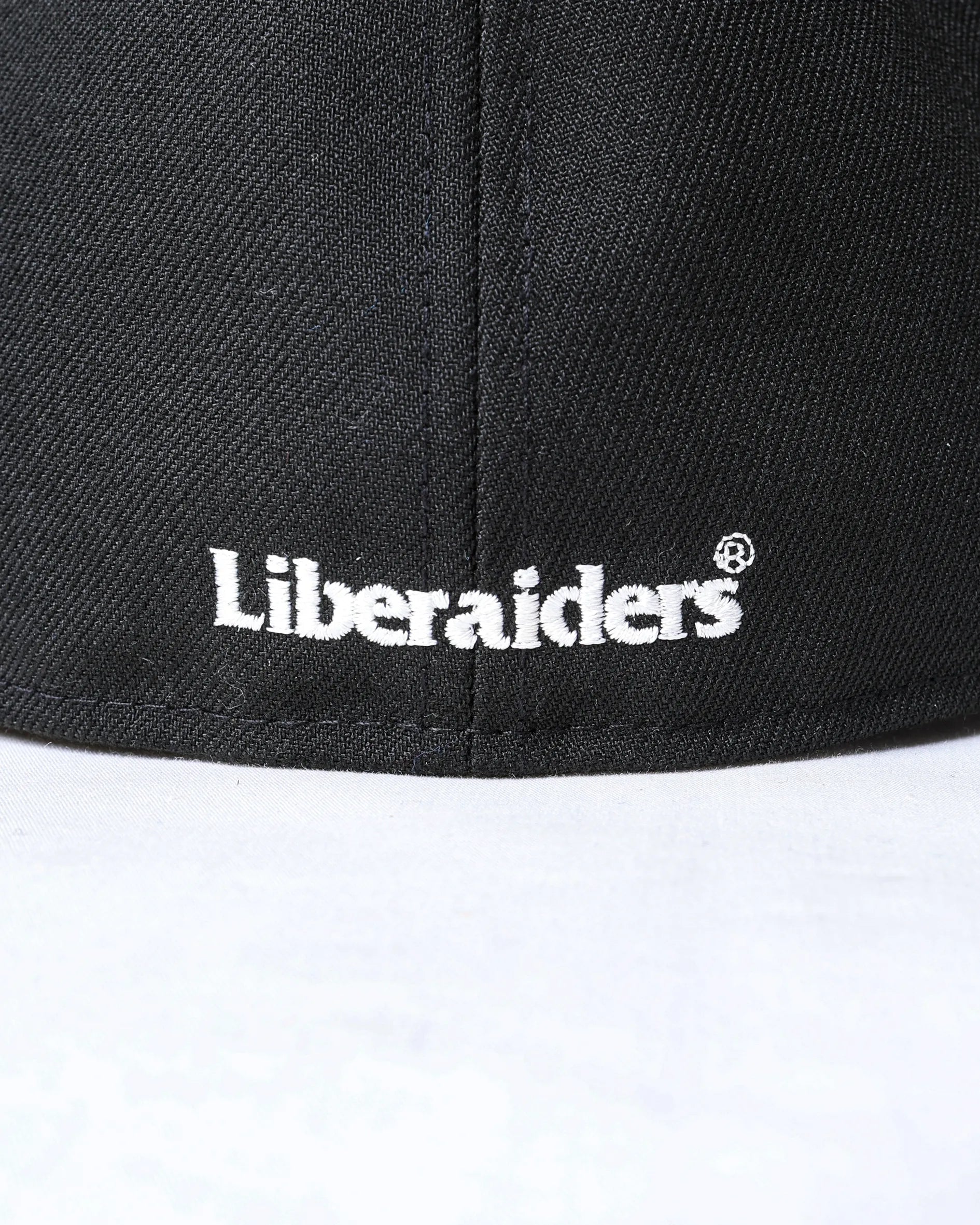 5950 SB LR EMBROIDERY LOGO CAP