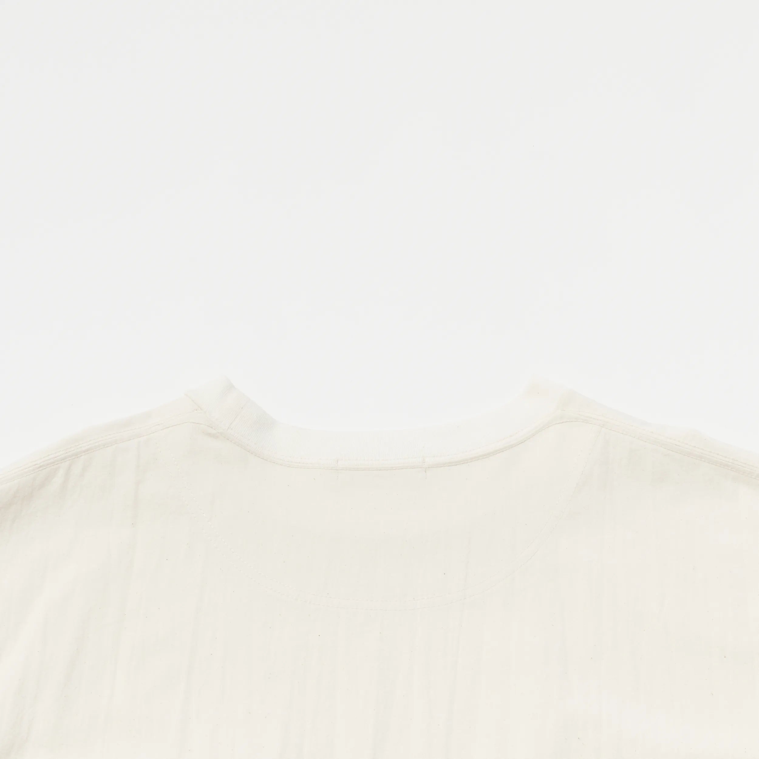 T SHIRT A