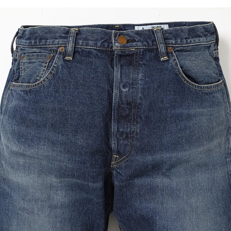 CLASSIC WASHED DENIM PANTS