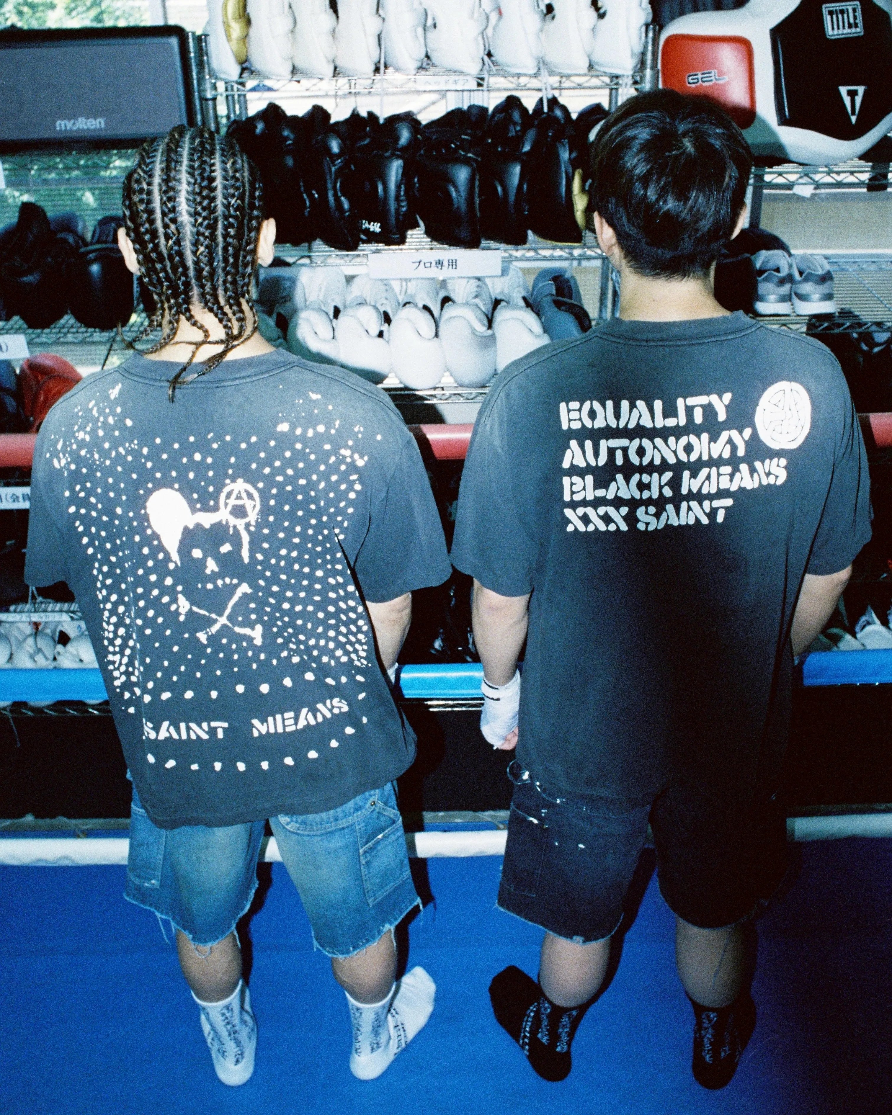 SM-MK1-0000-C51/BKM_SS T-SHIRT/PEACE/BLACK