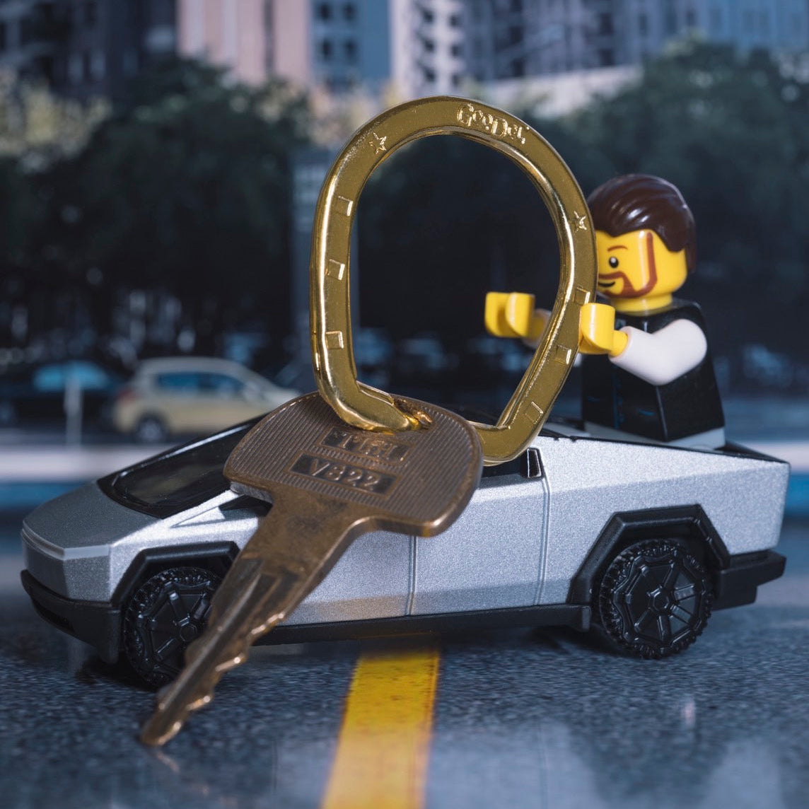 Iron Key Ring [18K Gold Plating]