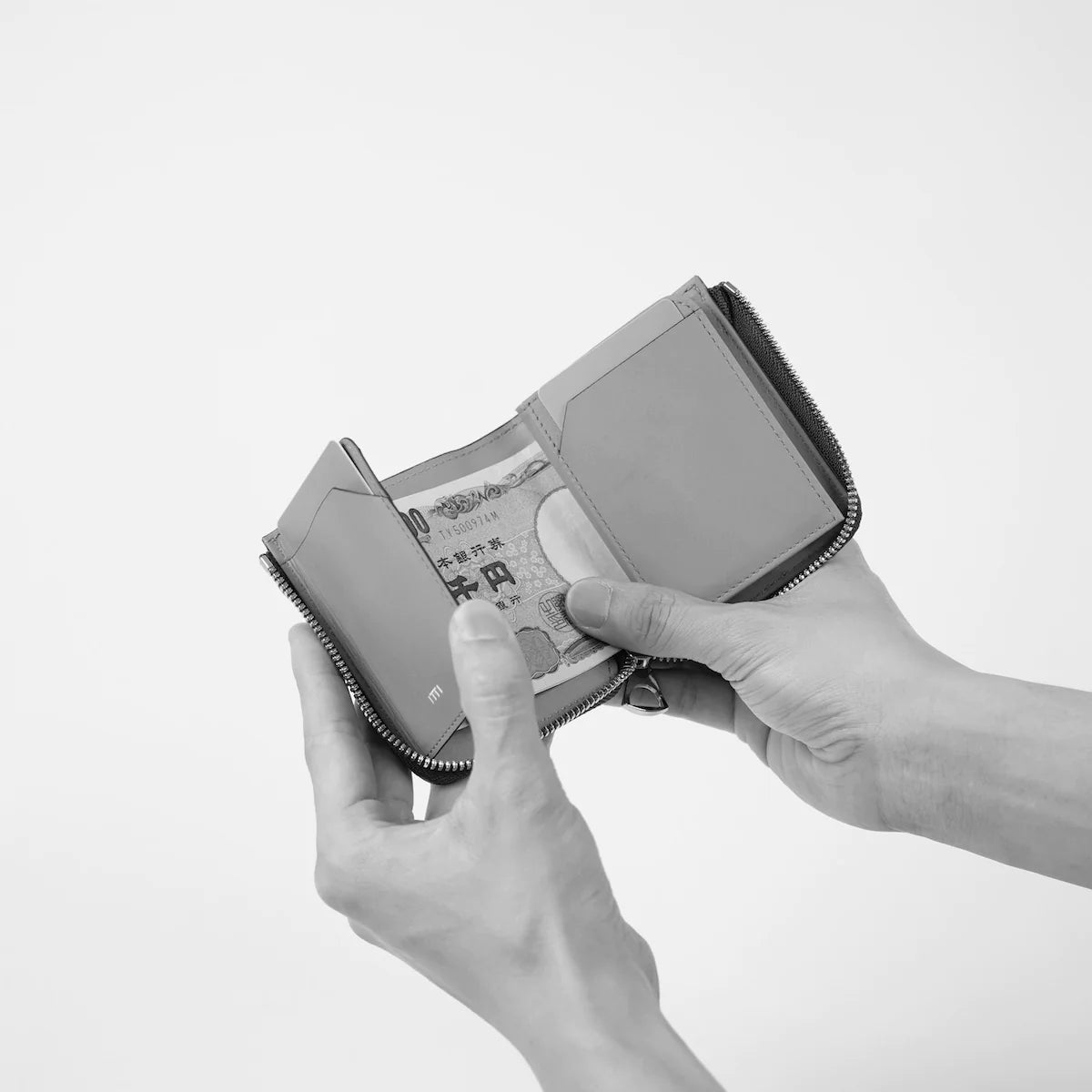 CRISTY VERY COMPACT WLT.5 / CROCO | ITTI（イッチ） | THE GROUND