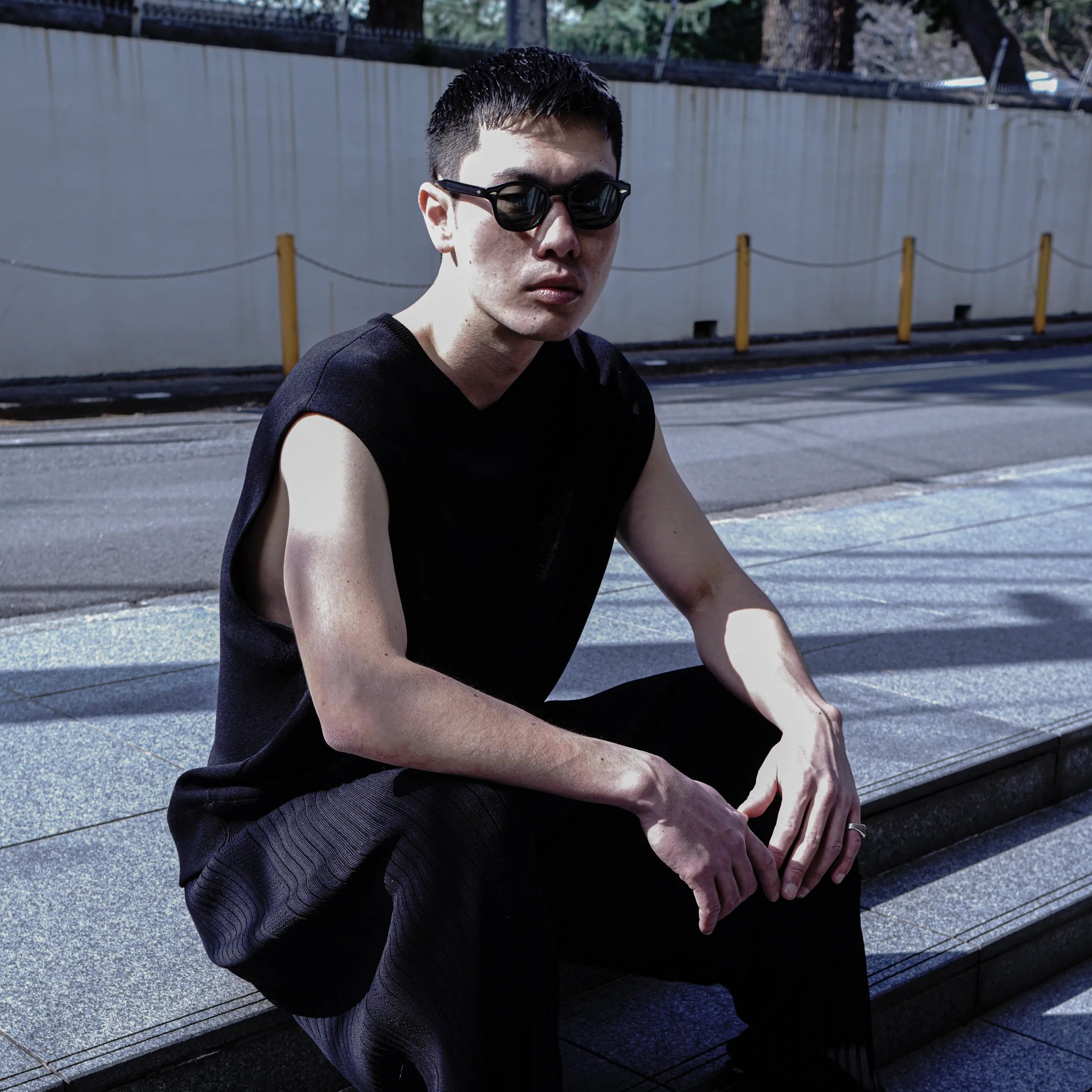 MONOLITH KNIT NO SLEEVE T