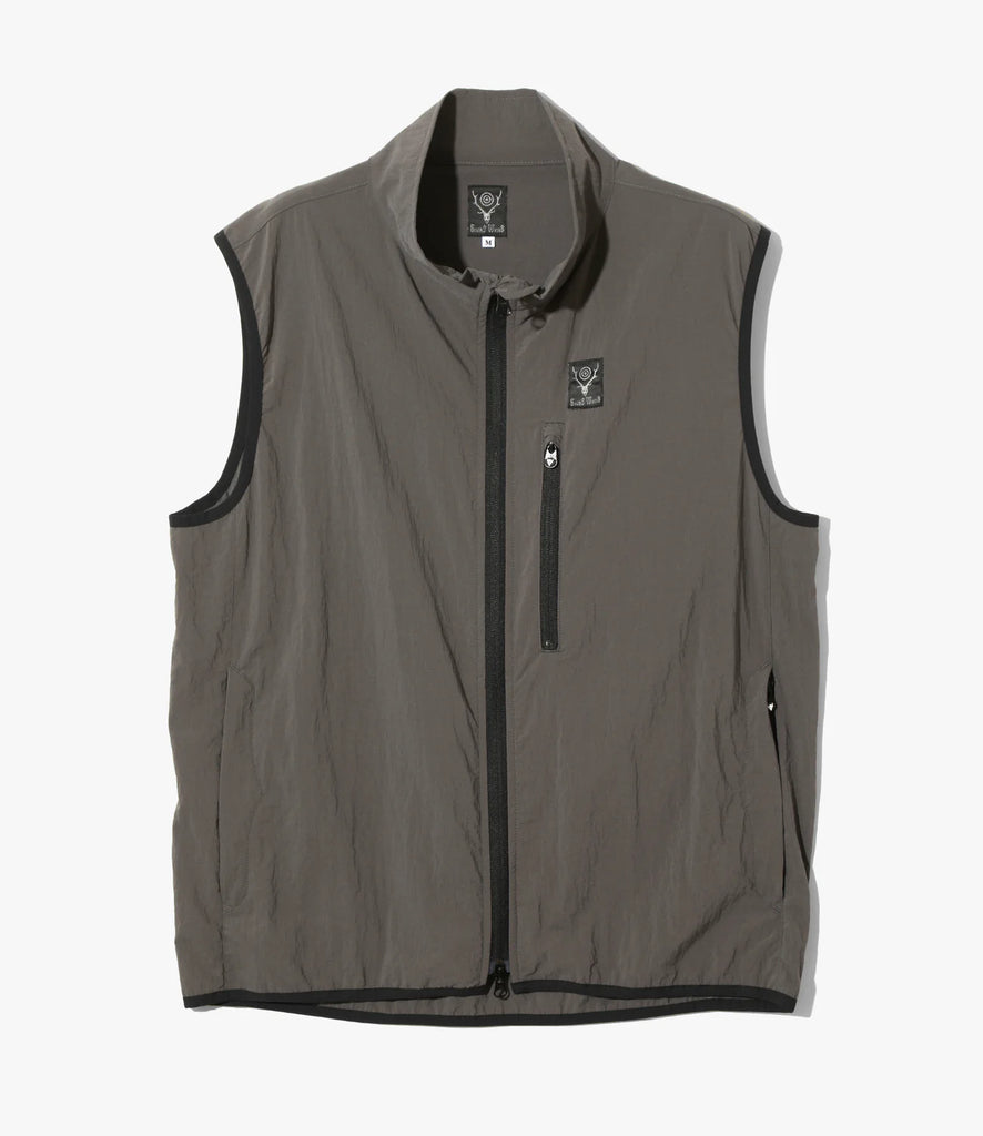 South2 West8 / PACKABLE VEST - NYLON TYPEWRITER