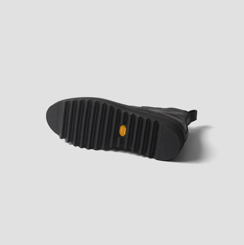 PULL TAB ZIP BOOTS vibram tank sole