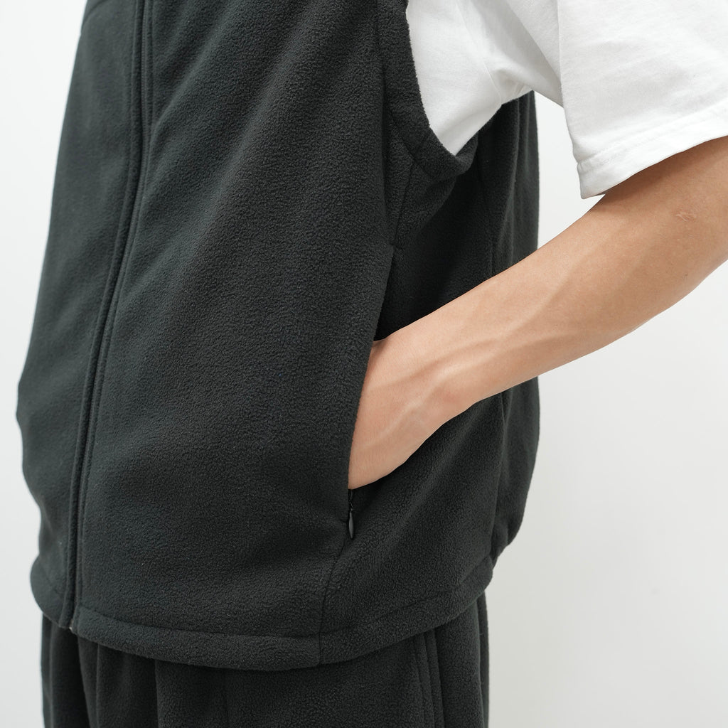 ORGANIZED ZIP VEST / PE.MICRO FLEECE [2 COLORS]