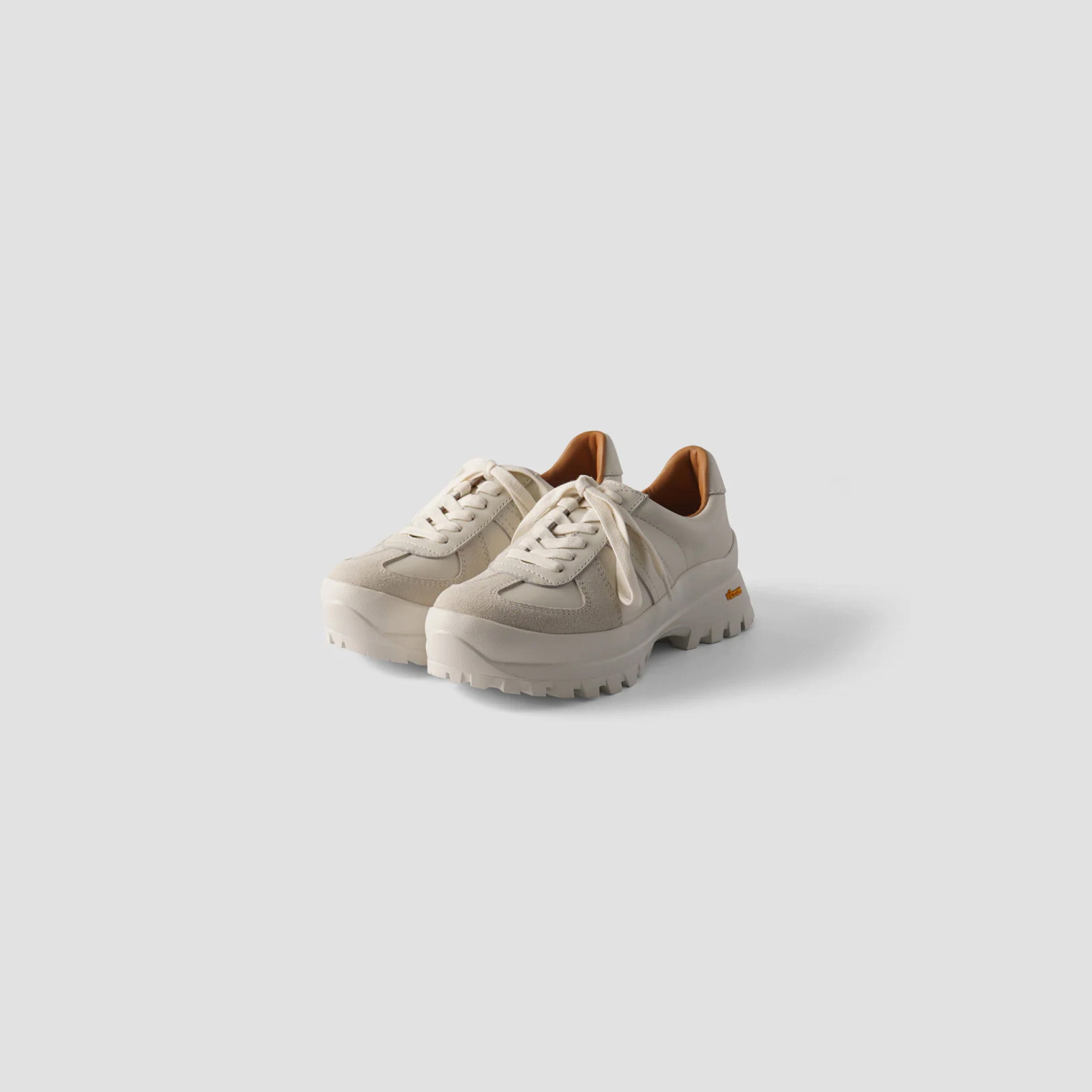 TM-SHOES-0011V884C "G V884C"