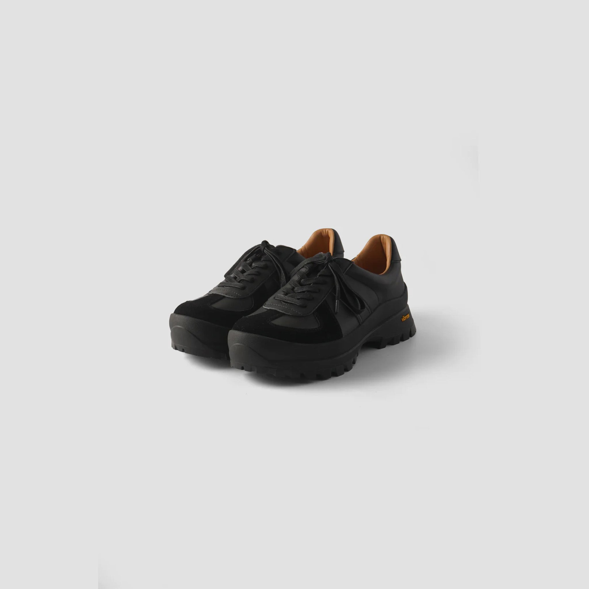 TM-SHOES-0011V884C "G V884C"