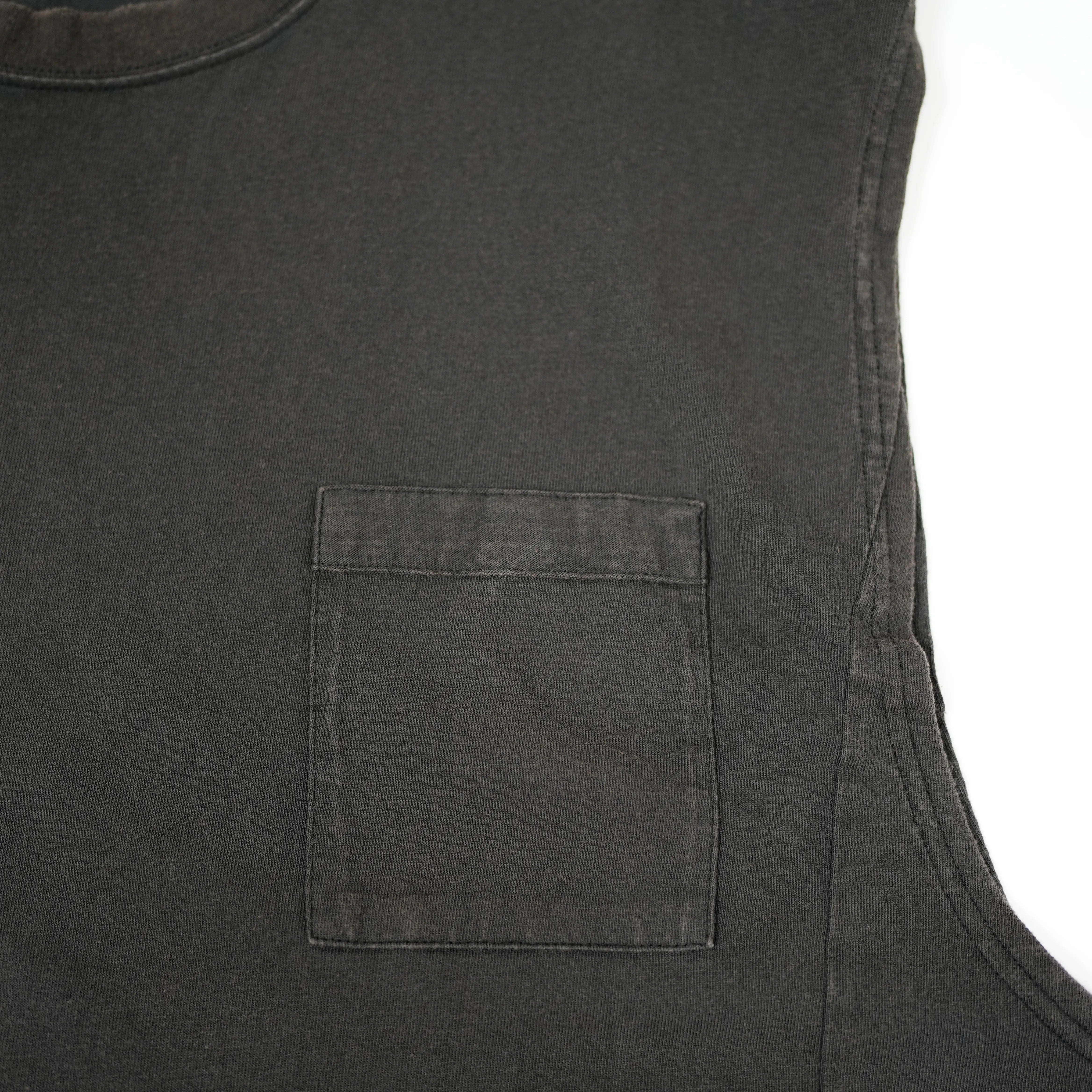 REVERSIBLE LOOSE FIT NO SLEEVE TEE : FADED