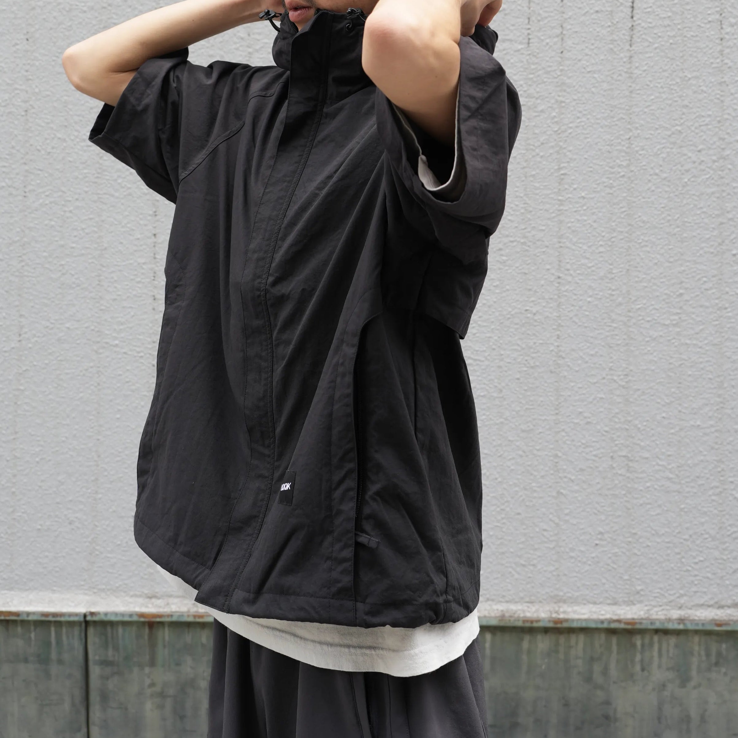 Fusion Short Sleeve Windbreaker