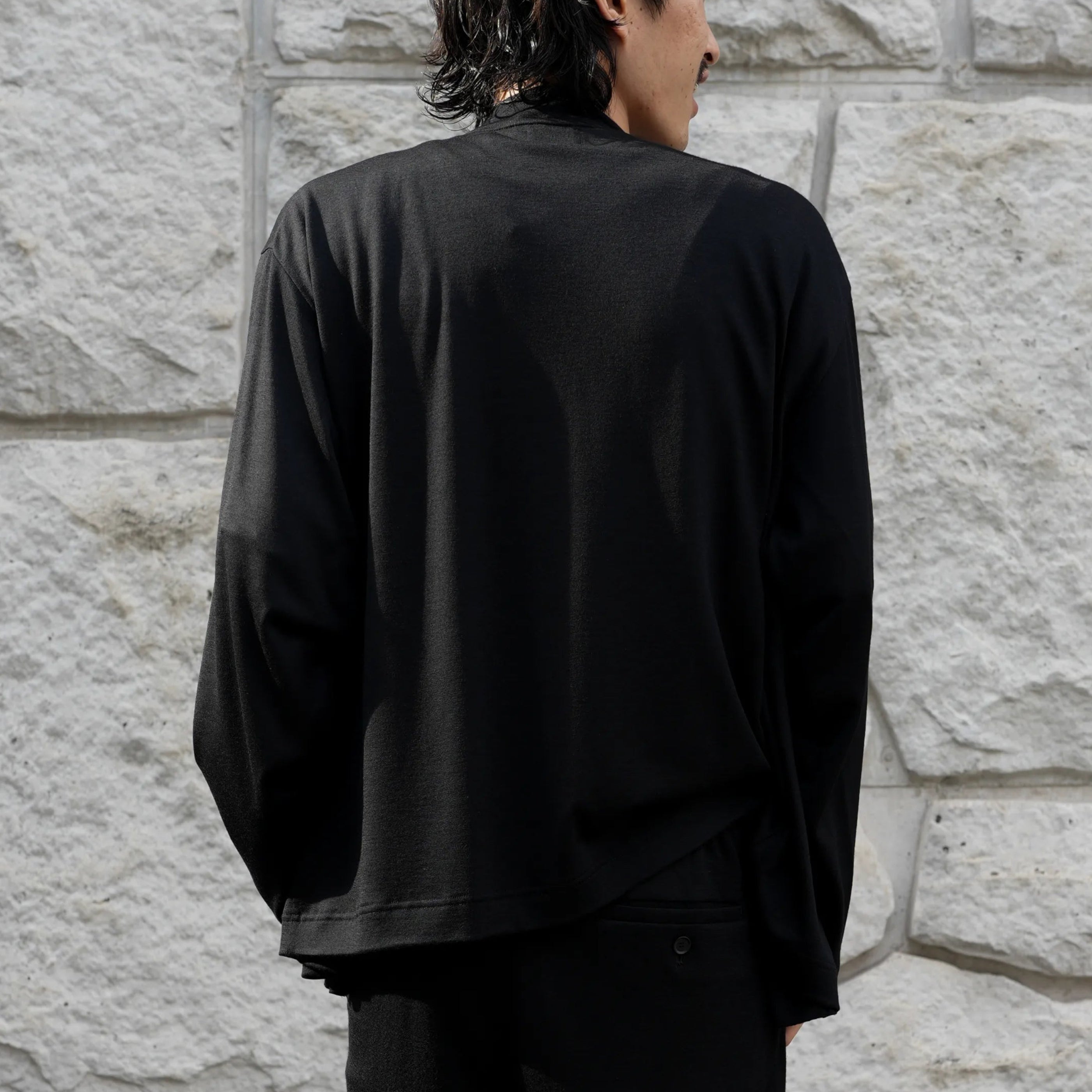 Button-less Cardigan