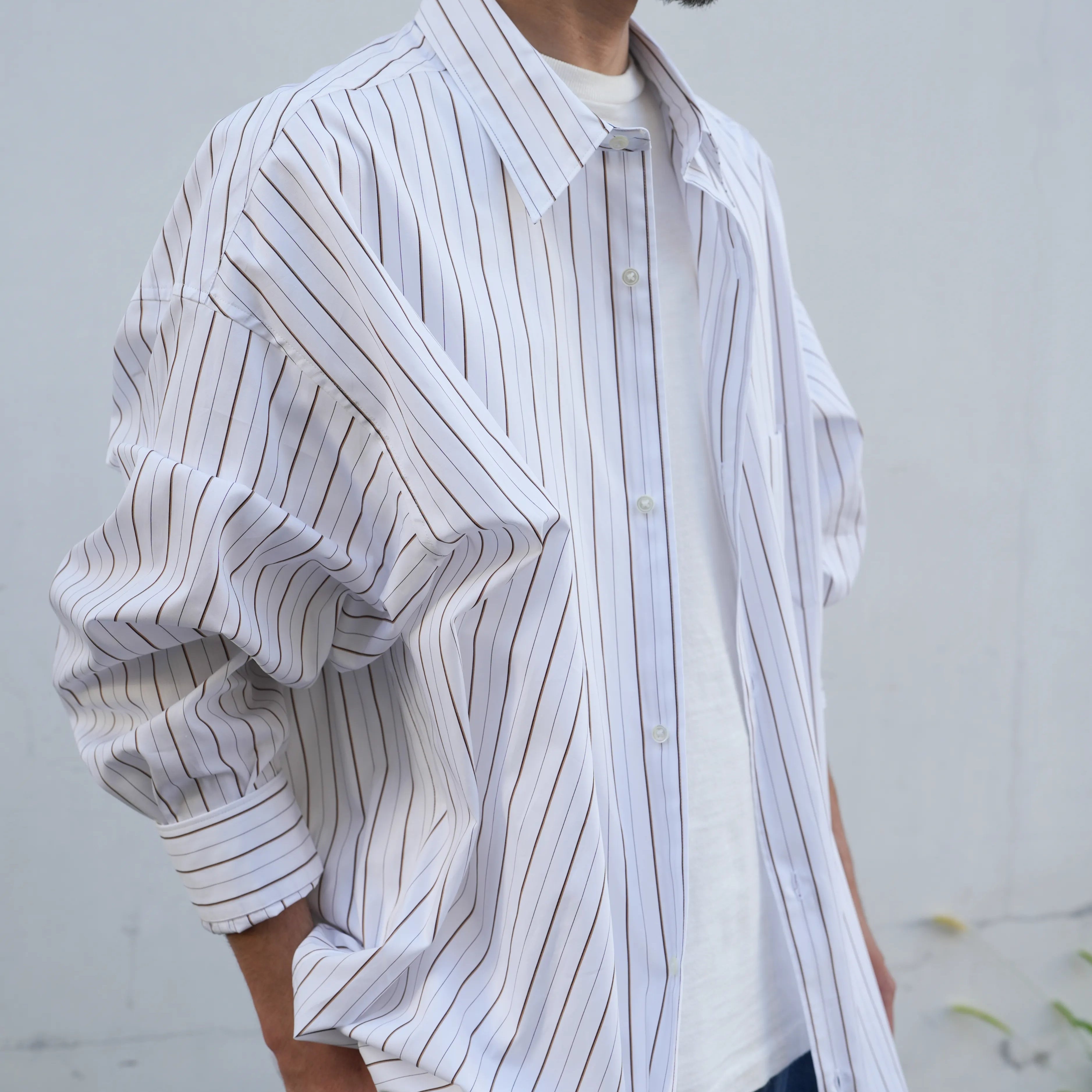 SIDOGRAS Brown Stripe L/S Oversized Regular Collar Shirt [GM263-50345]