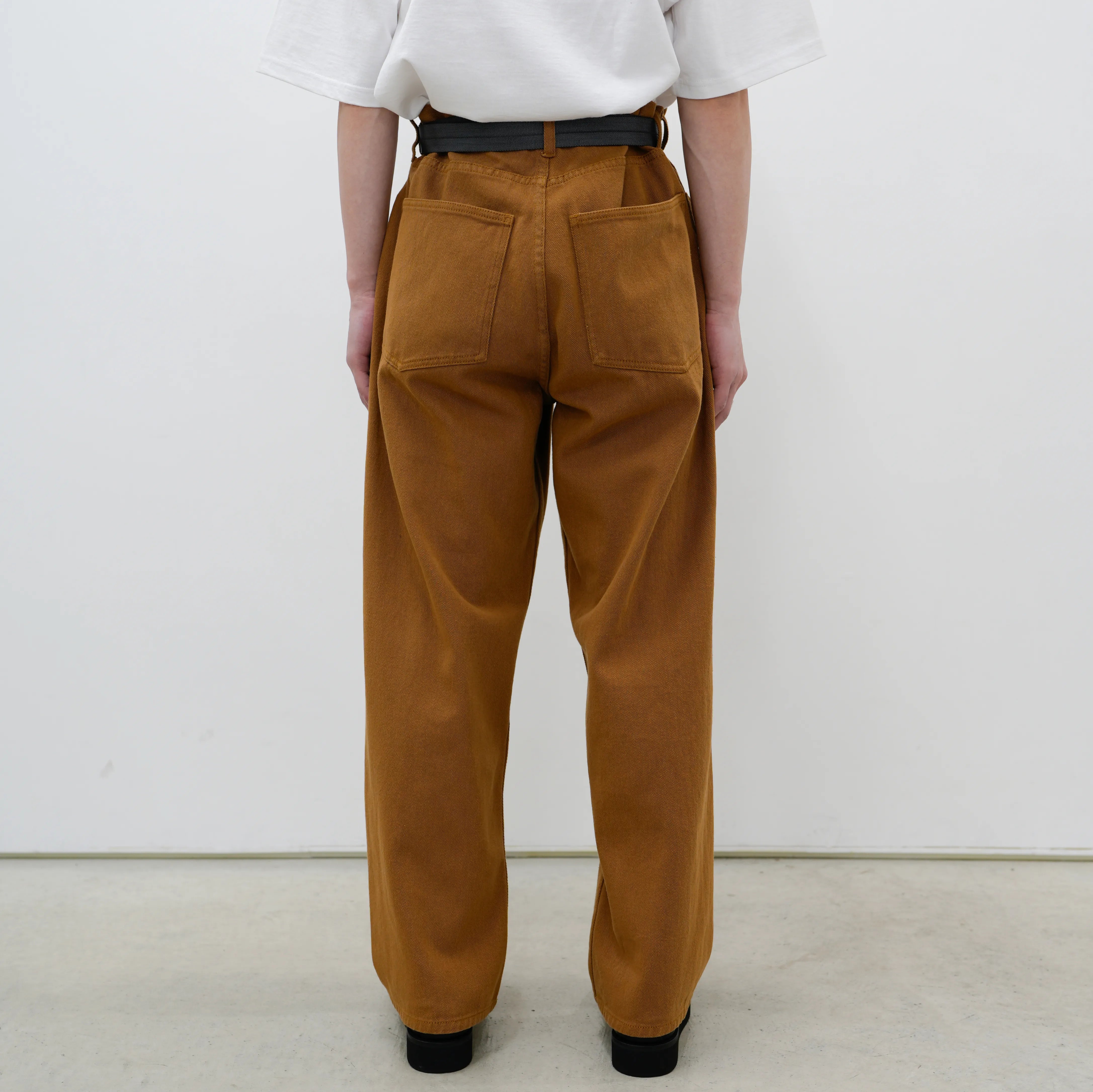 TWISTED JEANS