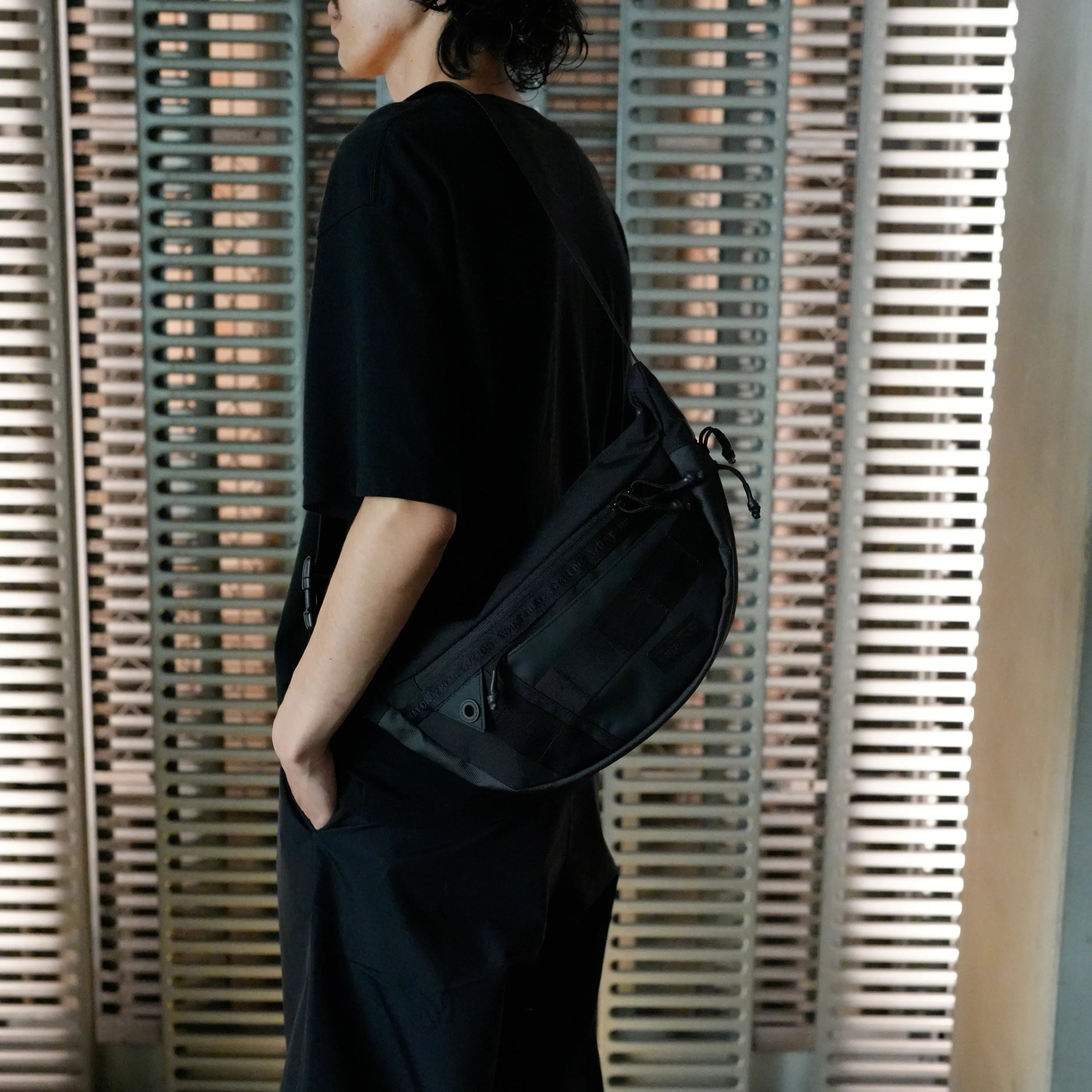 WM×BRIEFING BODY BAG