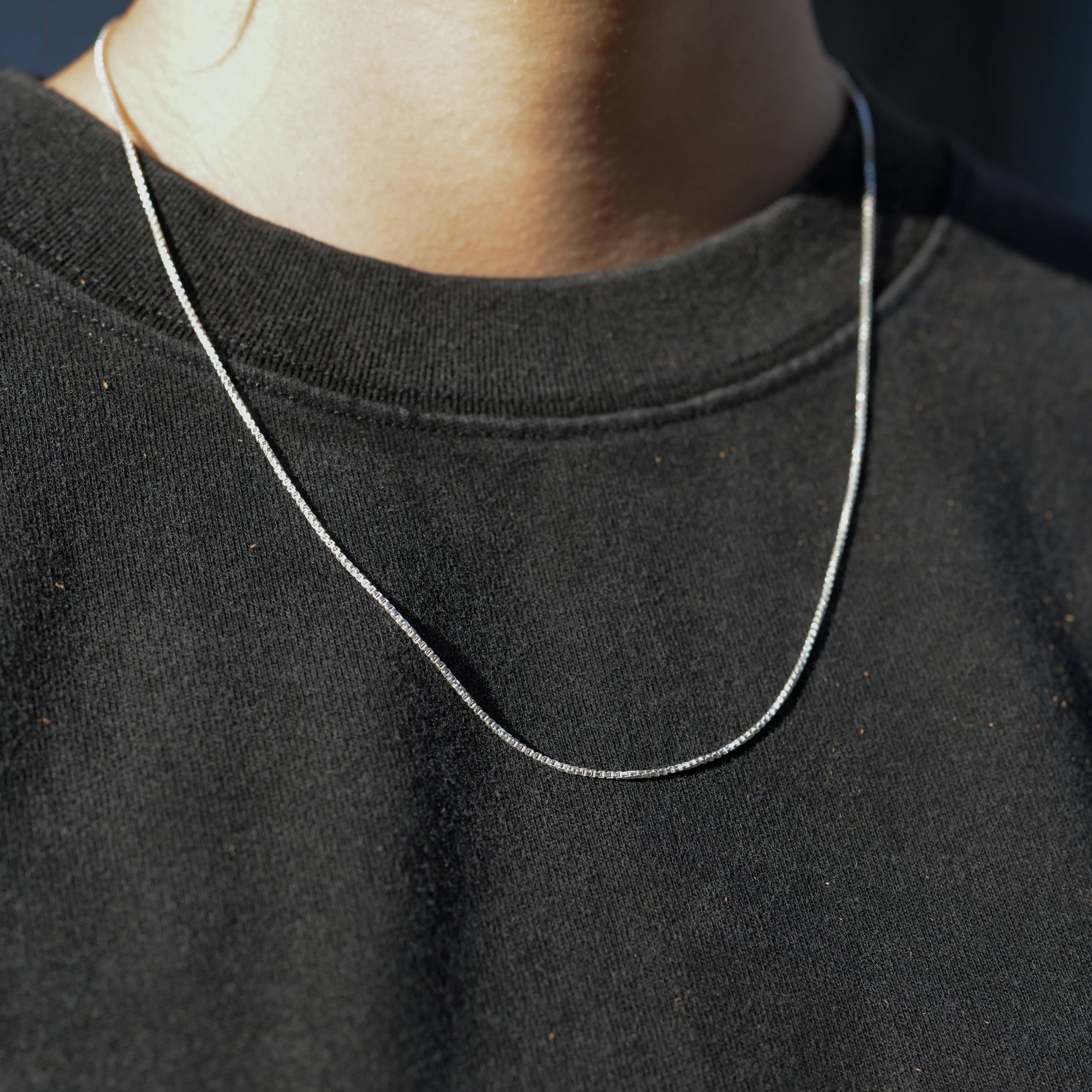 TWNKL NECKLESS 1.0