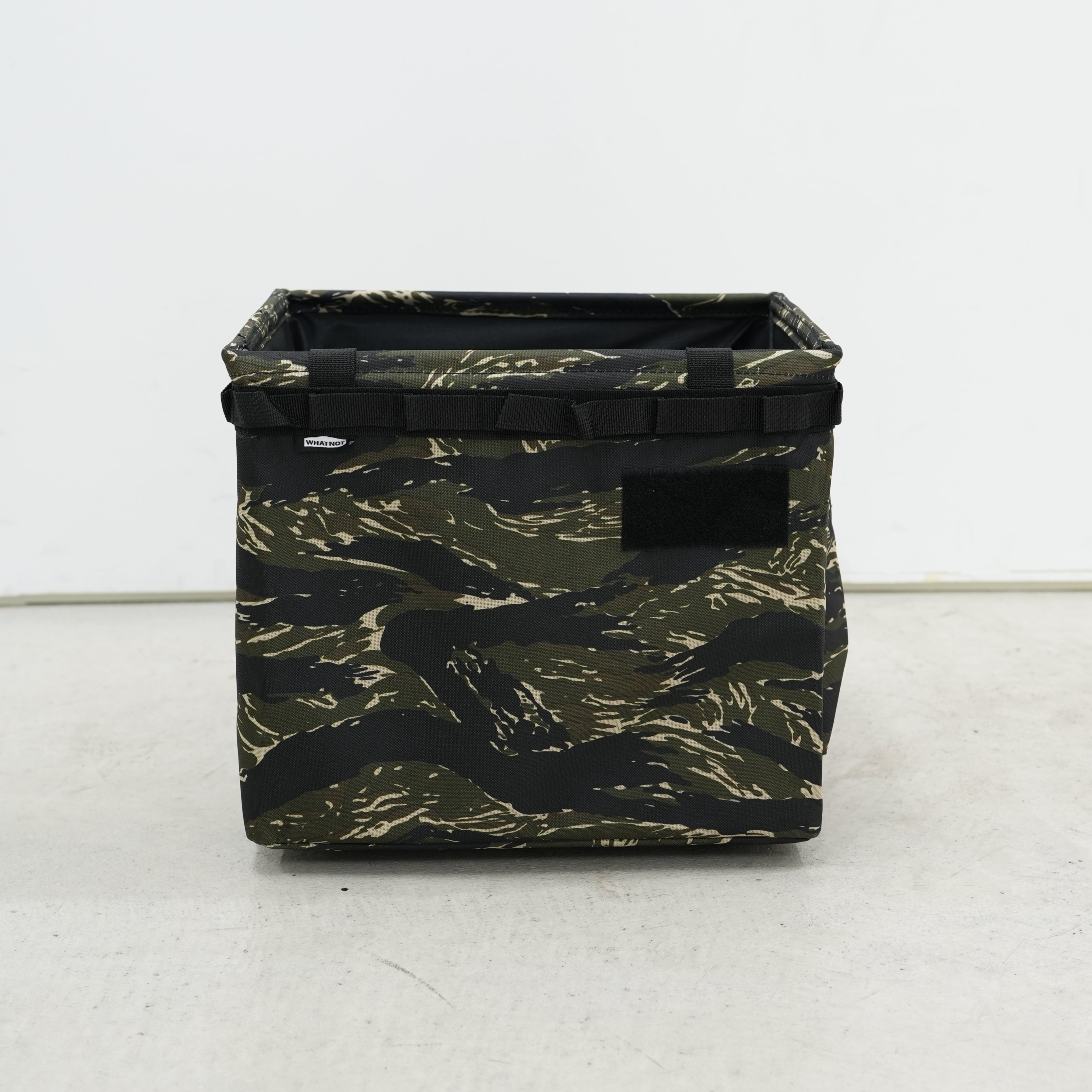 WHATNOT / ONE TOUCH BUCKET TIGER CAMO