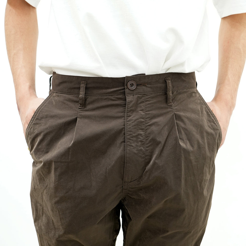 DWELLER CHINO TROUSERS P/N SPLITTING TAFFETA [3 COLORS]