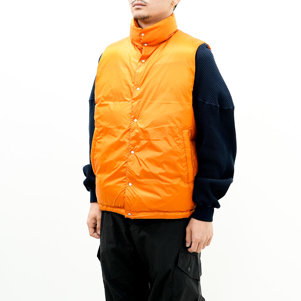 REVERSIBLE PACKABLE BOWN VEST [2 COLORS]