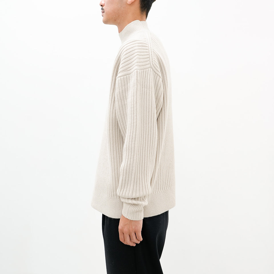 RIBBED BAGGY SWEATER [2 COLORS]