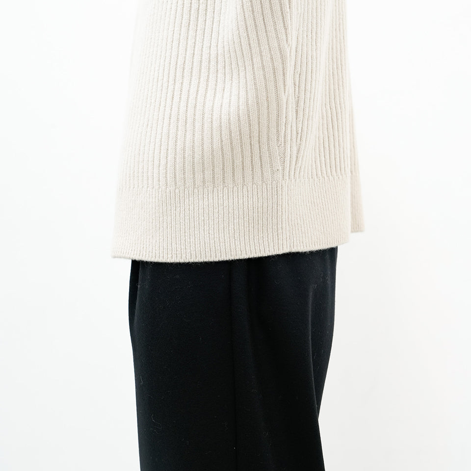 RIBBED BAGGY SWEATER [2 COLORS]