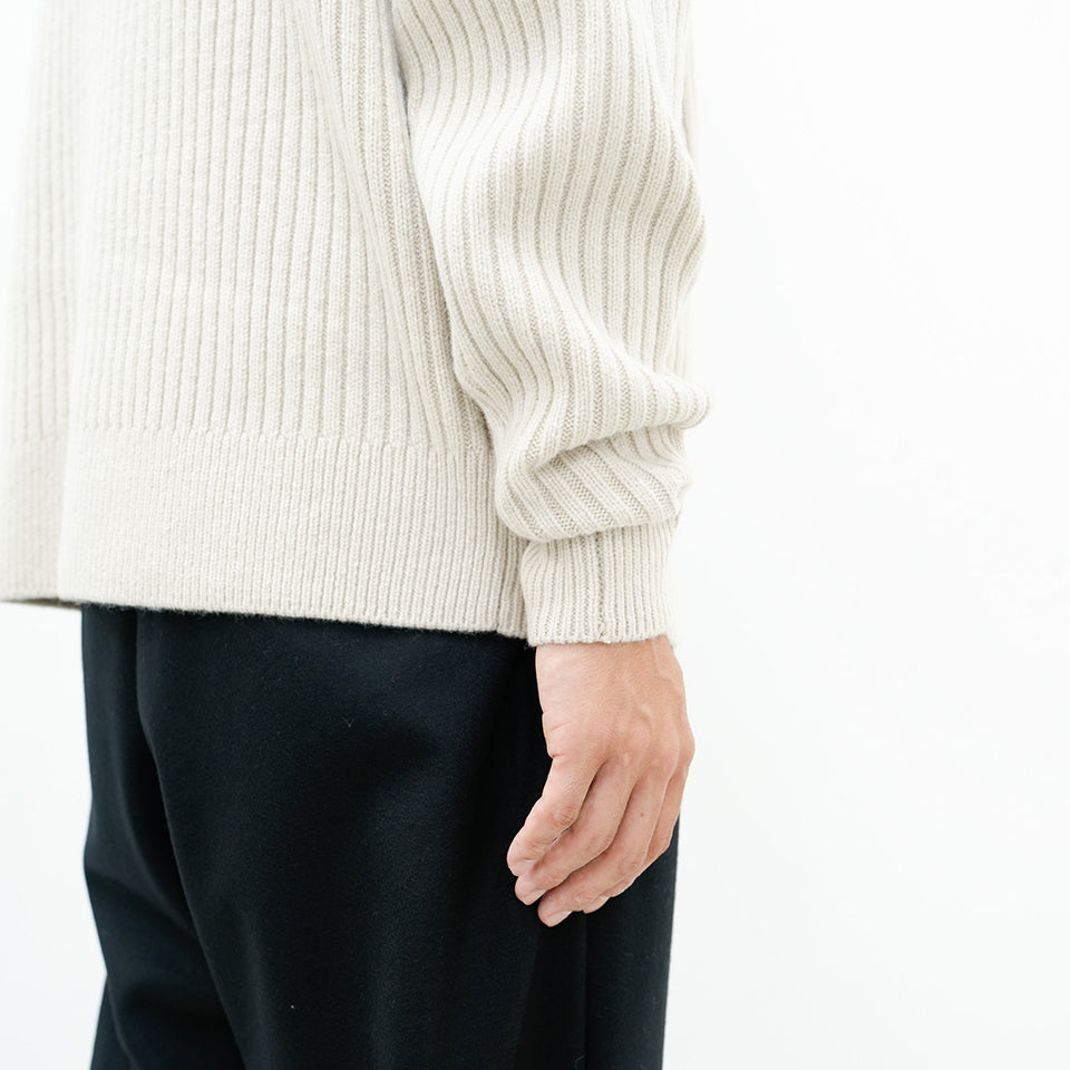 RIBBED BAGGY SWEATER [2 COLORS]