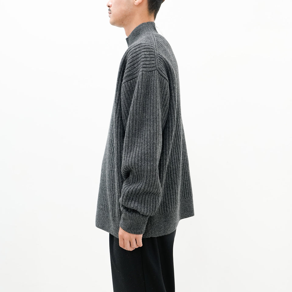 RIBBED BAGGY SWEATER [2 COLORS]