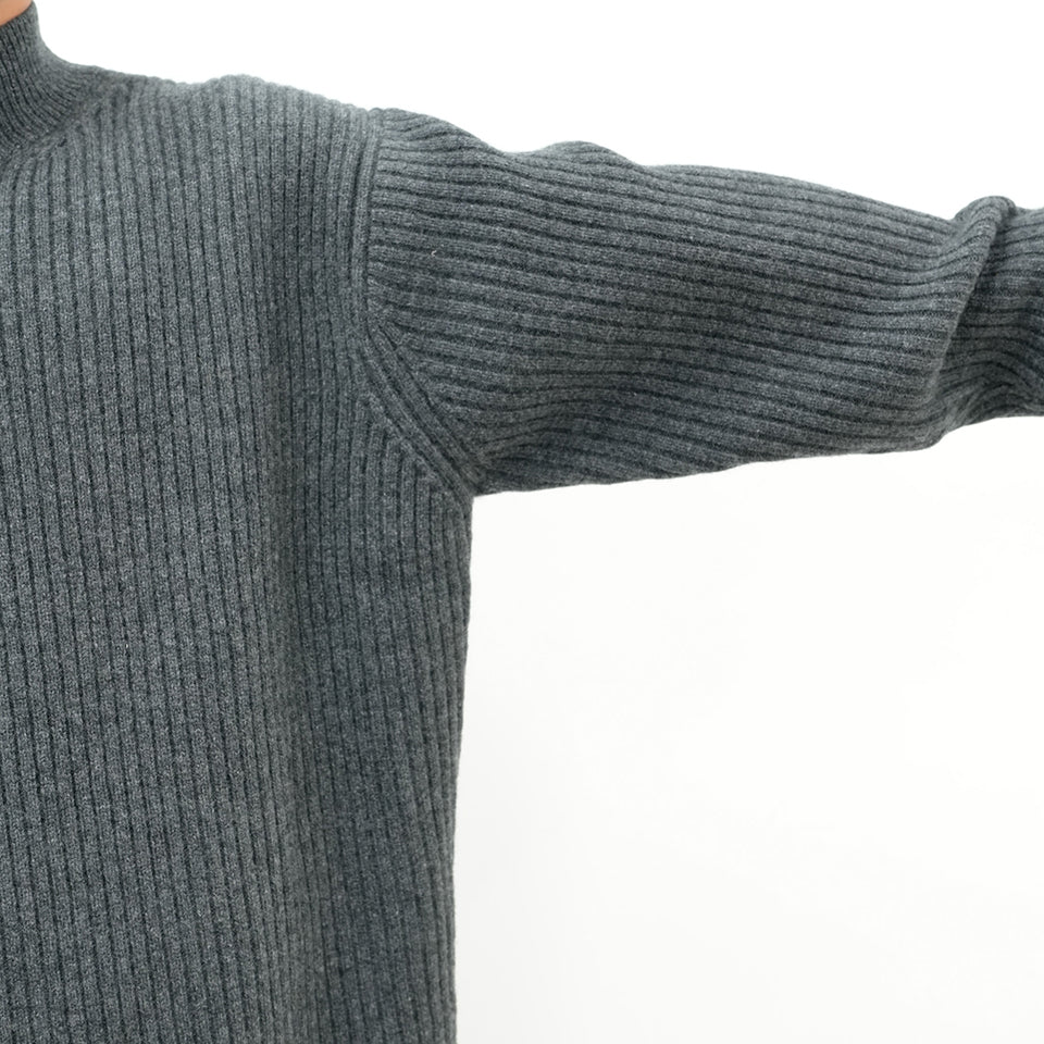 RIBBED BAGGY SWEATER [2 COLORS]