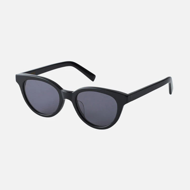 RIDHA | 01. Shiny Black / Black