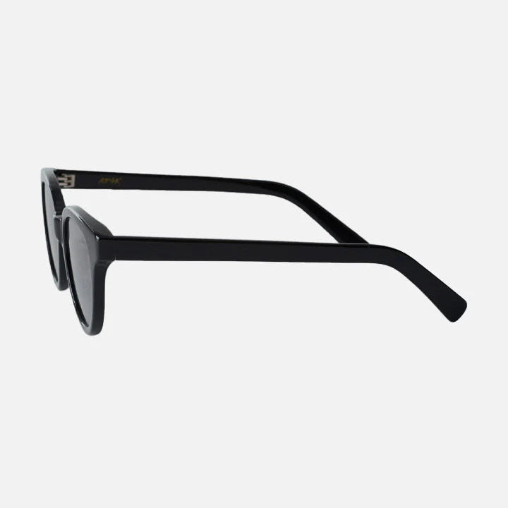 RIDHA | 01. Shiny Black / Black