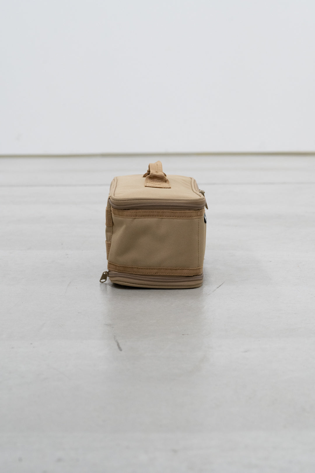 WHATNOT / MULTI STORAGE CASE WIDE（2colors）
