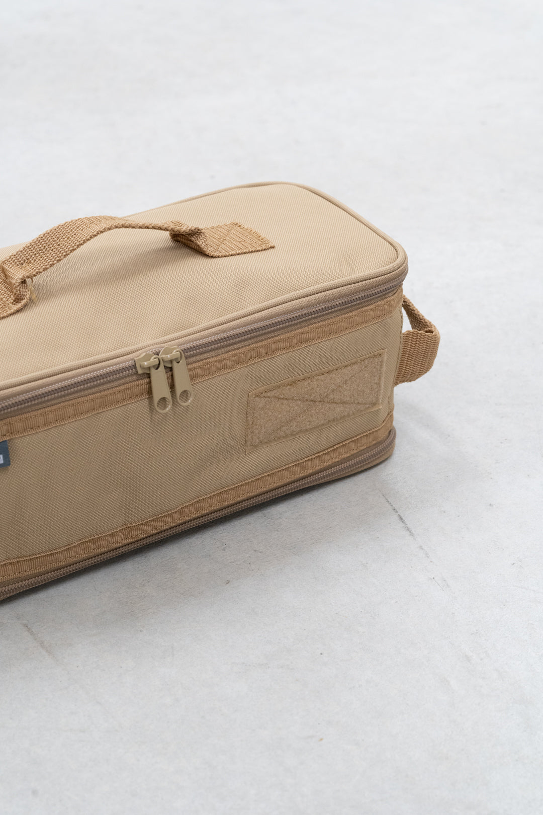 WHATNOT / MULTI STORAGE CASE WIDE（2colors）
