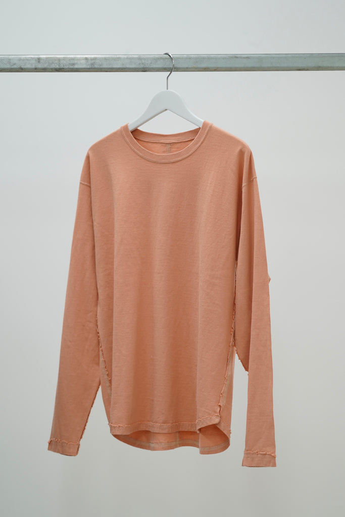 ROUND IN SIDE OUT T