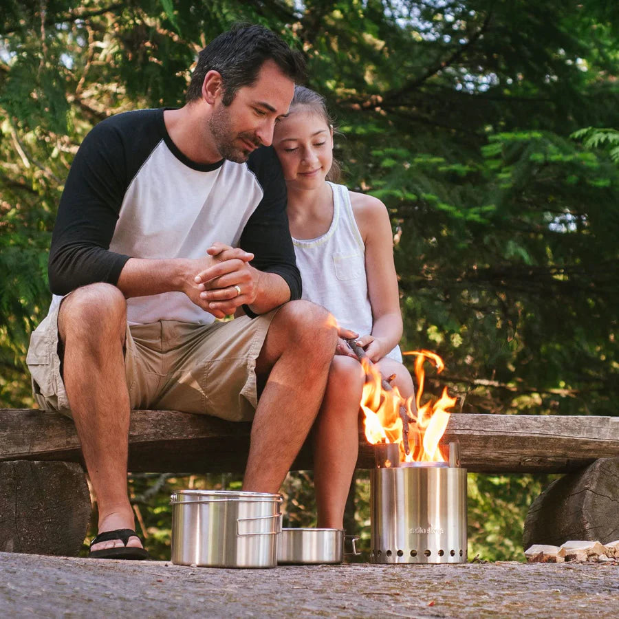 SOLO STOVE / CAMPFIRE + 2 POT SET